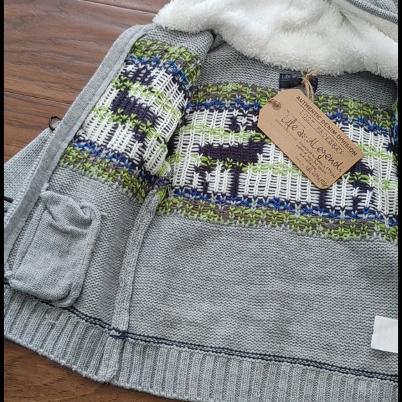 Life and Legend Deer Cardigan - Picture 3 of 6